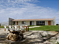 イエノイエ　沖縄の離島に建つリゾートハウス
